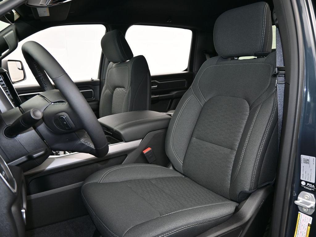 new 2025 Ram 1500 car