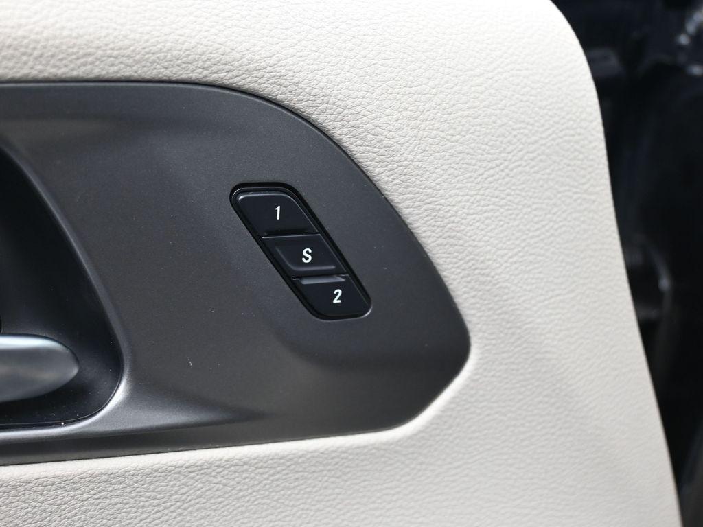 used 2022 Chrysler Pacifica car, priced at $16,995