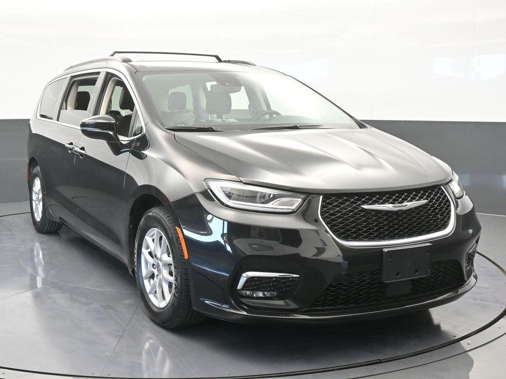 used 2022 Chrysler Pacifica car, priced at $16,995