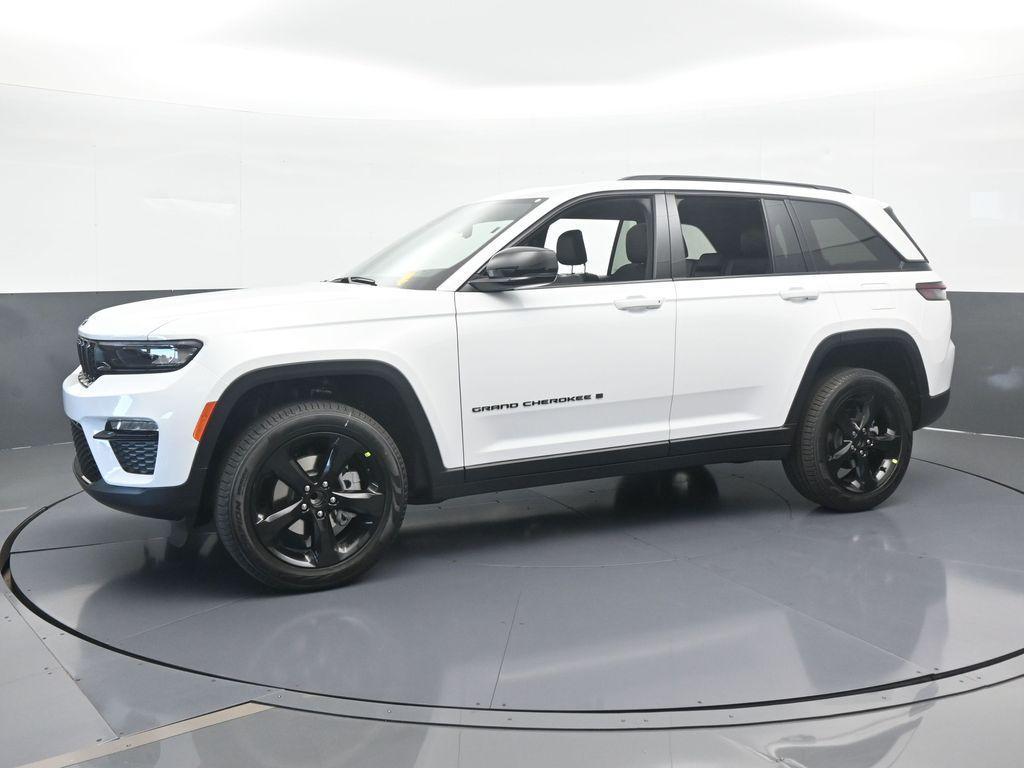 new 2025 Jeep Grand Cherokee car