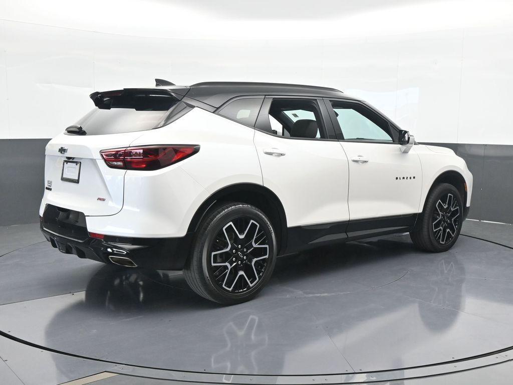 used 2023 Chevrolet Blazer car, priced at $28,900