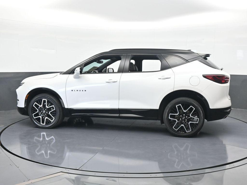used 2023 Chevrolet Blazer car, priced at $28,900