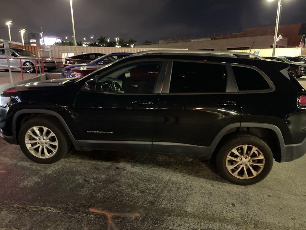 used 2020 Jeep Cherokee car, priced at $12,991