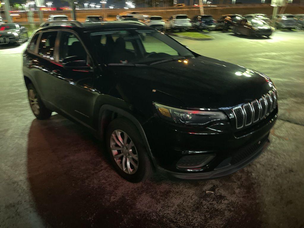 used 2020 Jeep Cherokee car, priced at $12,991