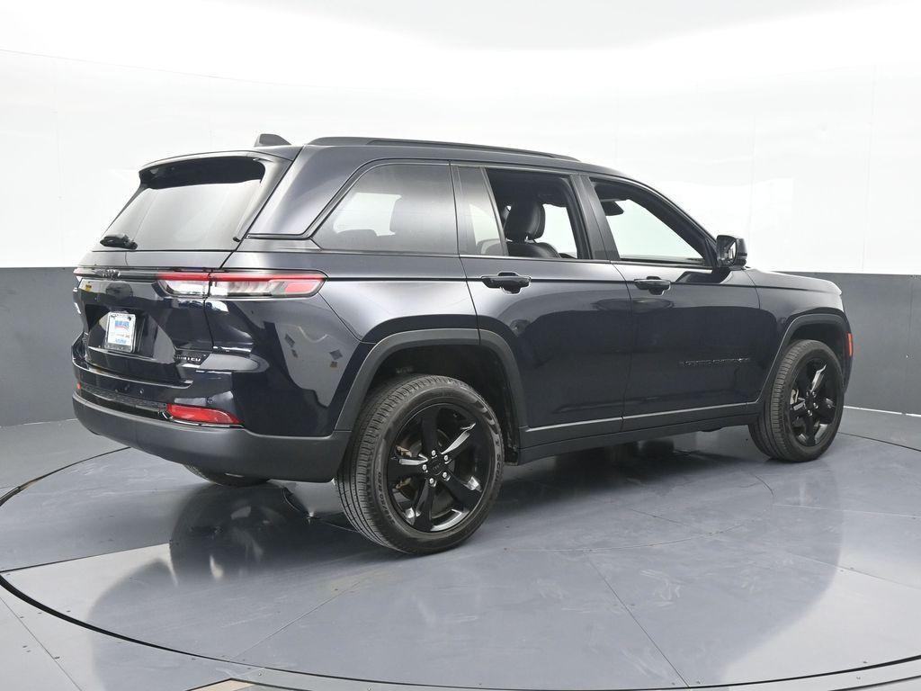 used 2024 Jeep Grand Cherokee car, priced at $39,990