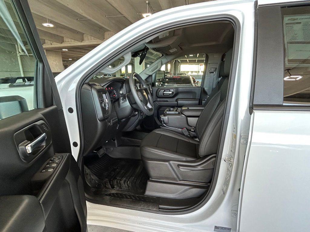 new 2024 Chevrolet Silverado 2500 car, priced at $48,838