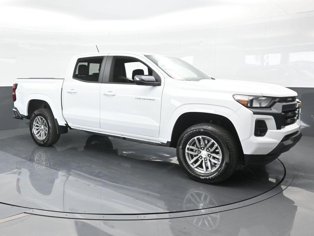 used 2024 Chevrolet Colorado car, priced at $29,997