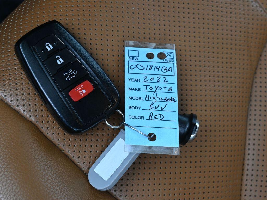 used 2022 Toyota Highlander car, priced at $38,950