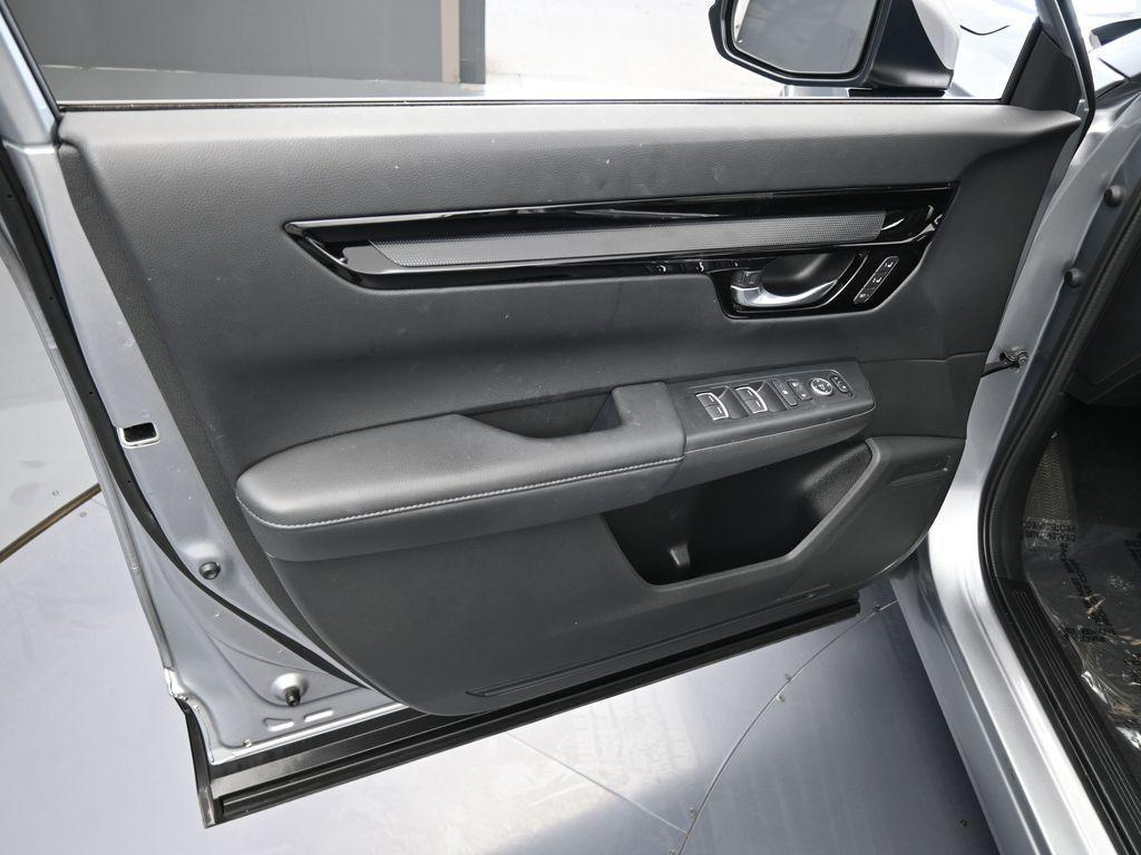 used 2023 Honda CR-V car, priced at $25,990