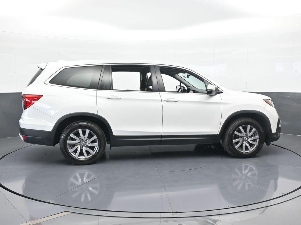 used 2022 Honda Pilot car, priced at $29,995