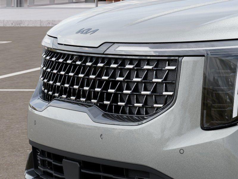 new 2025 Kia Carnival Hybrid car, priced at $52,674