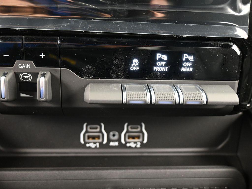 new 2025 Ram 1500 car