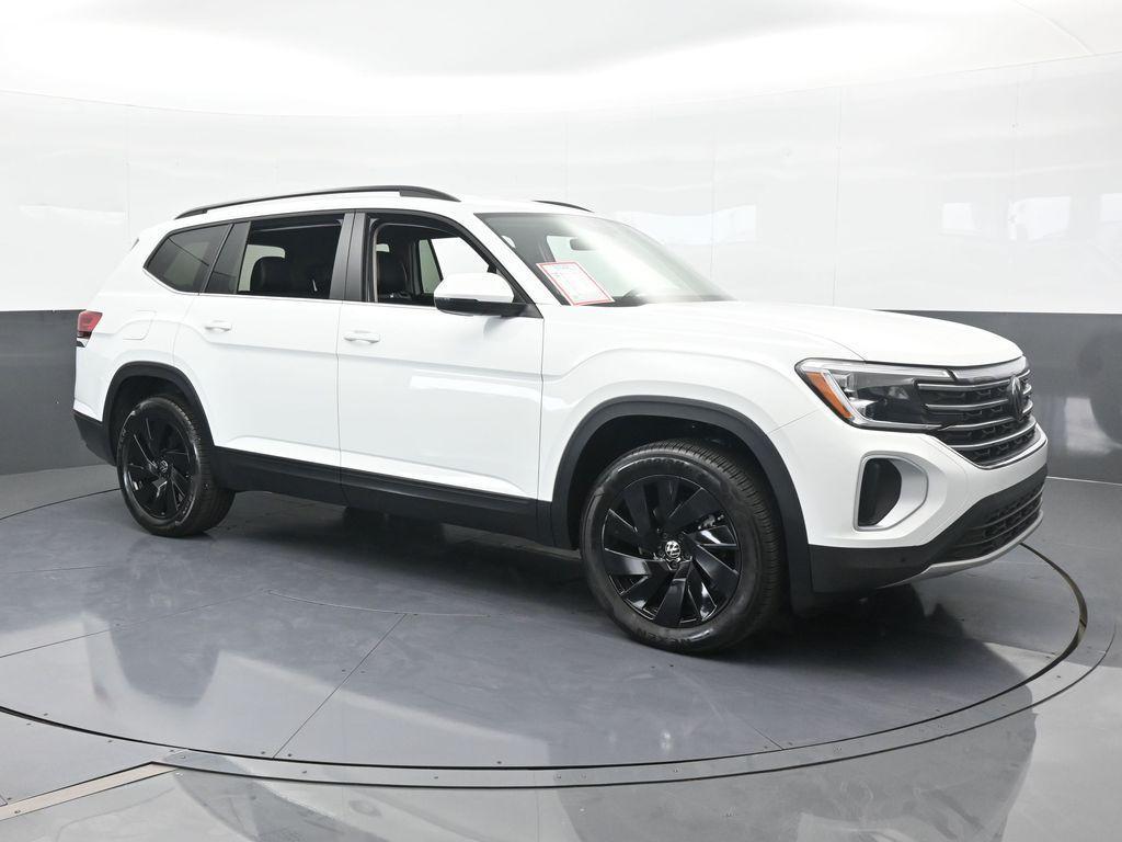 used 2024 Volkswagen Atlas car, priced at $32,750