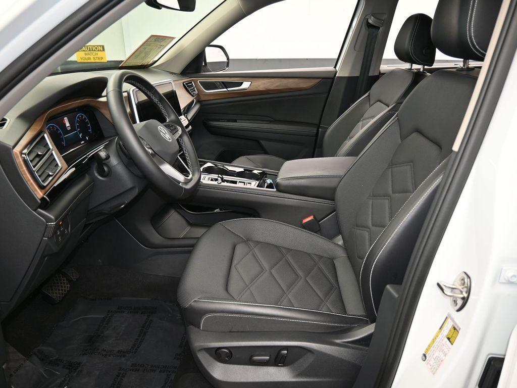 used 2024 Volkswagen Atlas car, priced at $32,750