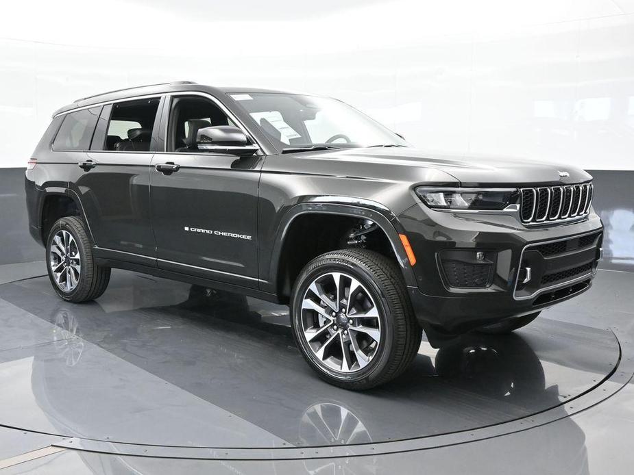 new 2024 Jeep Grand Cherokee L car, priced at $55,296