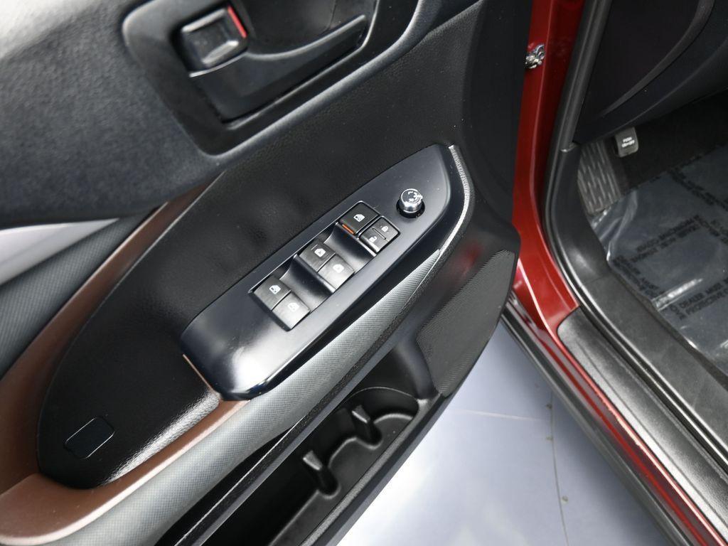 used 2019 Toyota Highlander car, priced at $18,989