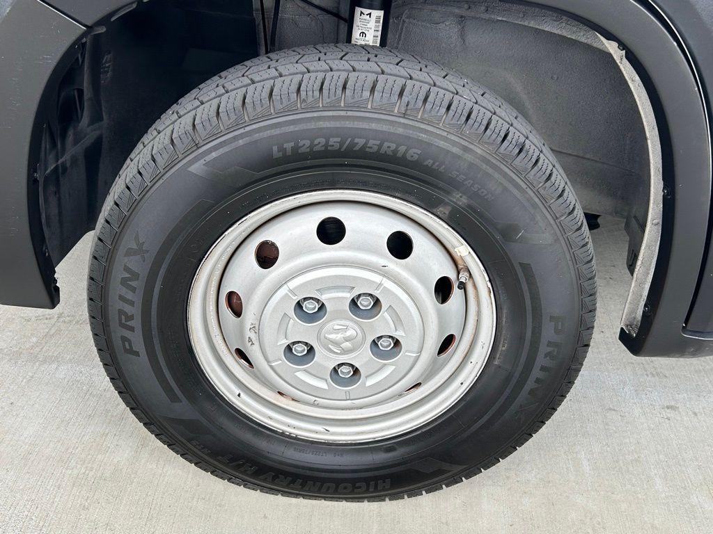 used 2023 Ram ProMaster 2500 car, priced at $33,899