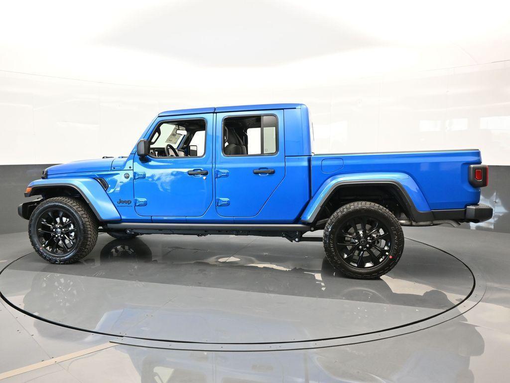 used 2024 Jeep Gladiator car, priced at $39,997