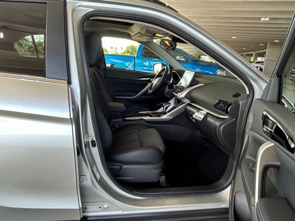 new 2024 Mitsubishi Eclipse Cross car, priced at $28,122