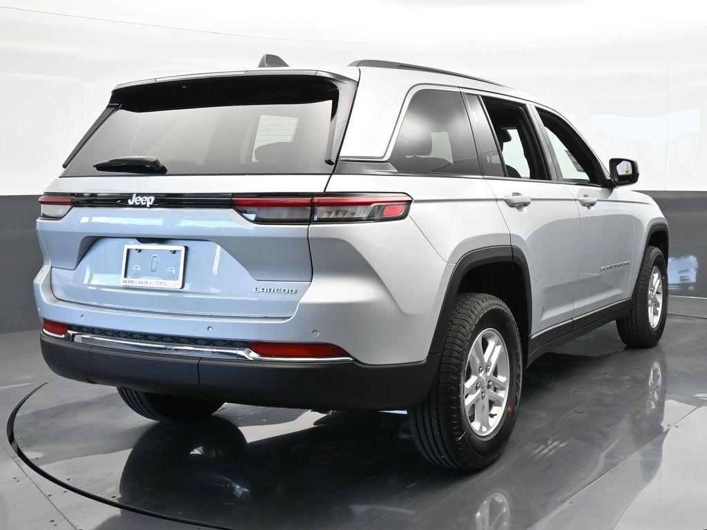 used 2024 Jeep Grand Cherokee car, priced at $39,999