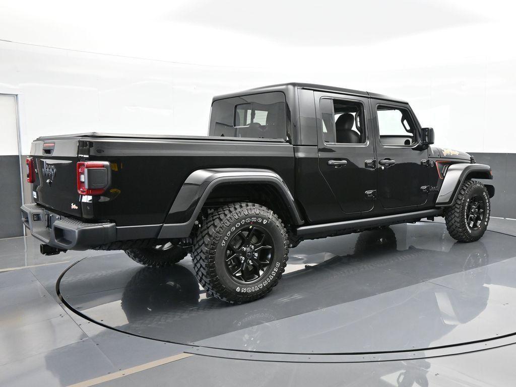 new 2024 Jeep Gladiator car, priced at $45,406