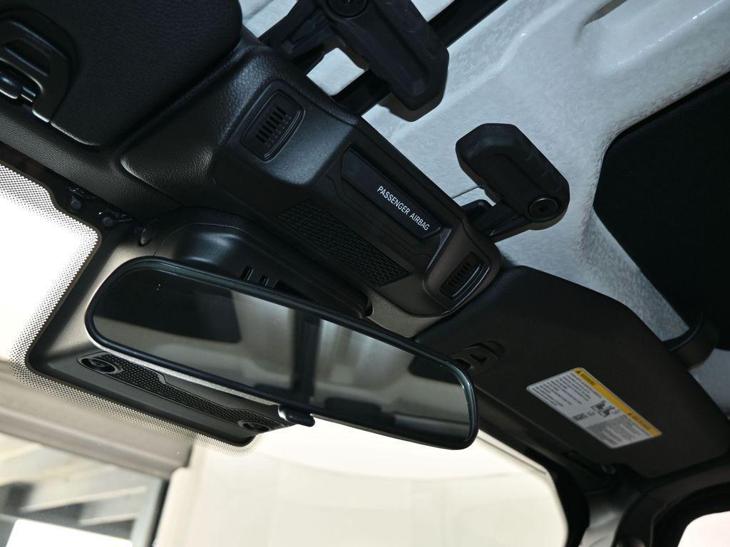 new 2024 Jeep Gladiator car, priced at $45,406