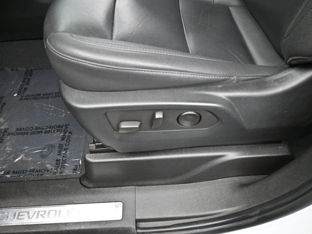 used 2023 Chevrolet Suburban car, priced at $44,850