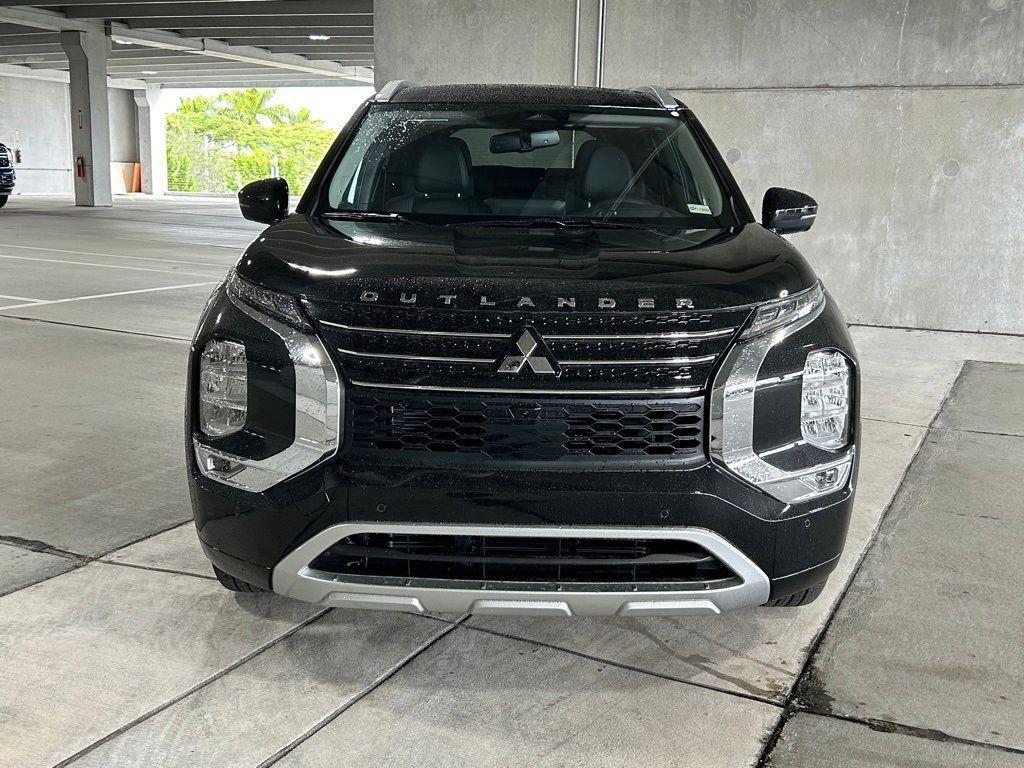 new 2024 Mitsubishi Outlander car, priced at $36,482