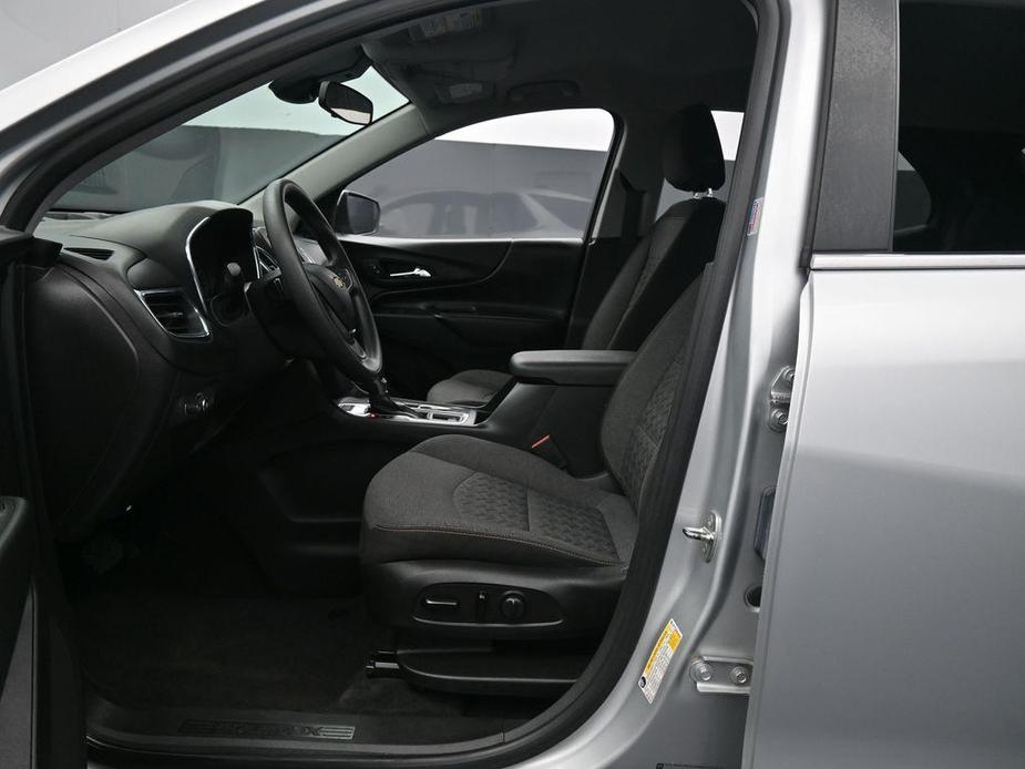 used 2022 Chevrolet Equinox car, priced at $17,300