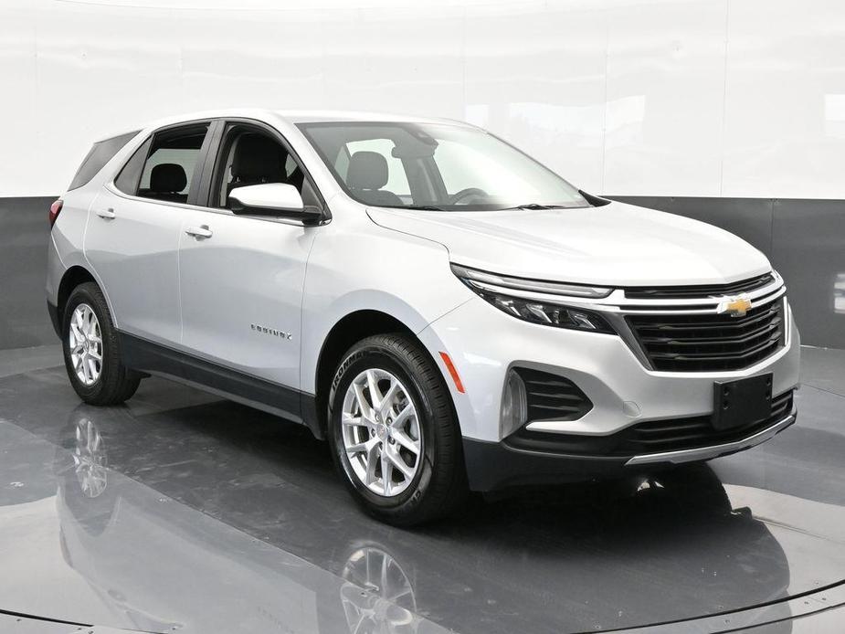 used 2022 Chevrolet Equinox car, priced at $17,300