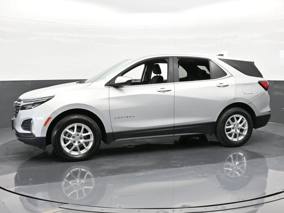 used 2022 Chevrolet Equinox car, priced at $17,300