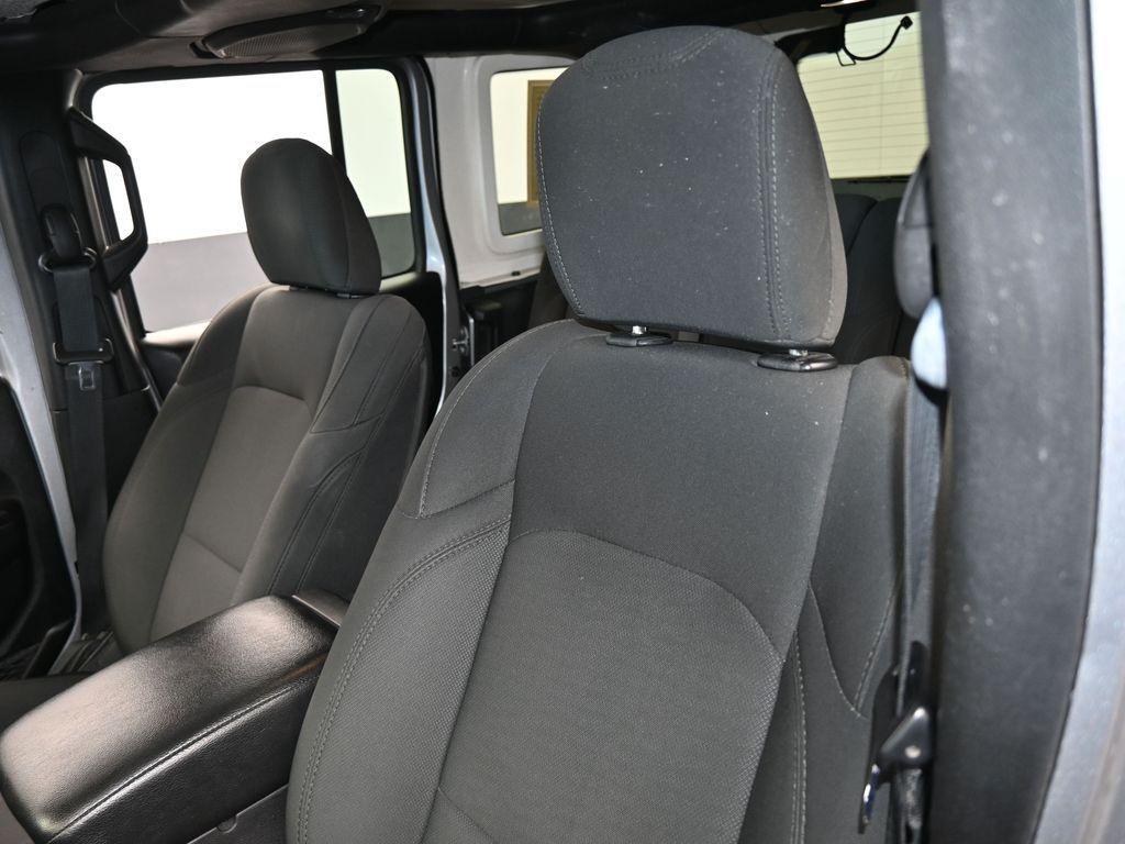used 2021 Jeep Wrangler Unlimited car, priced at $23,995