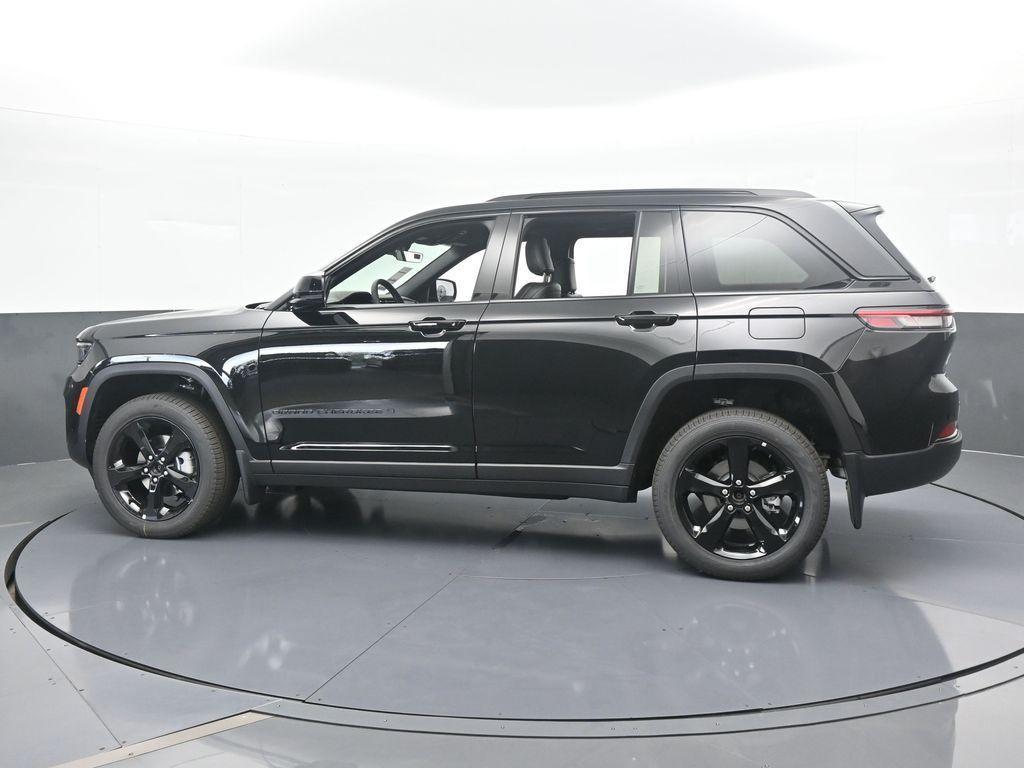 new 2025 Jeep Grand Cherokee car