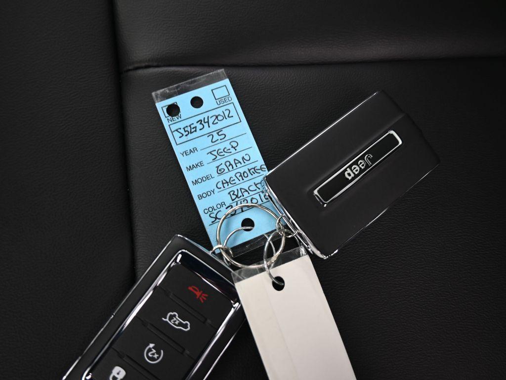 new 2025 Jeep Grand Cherokee car