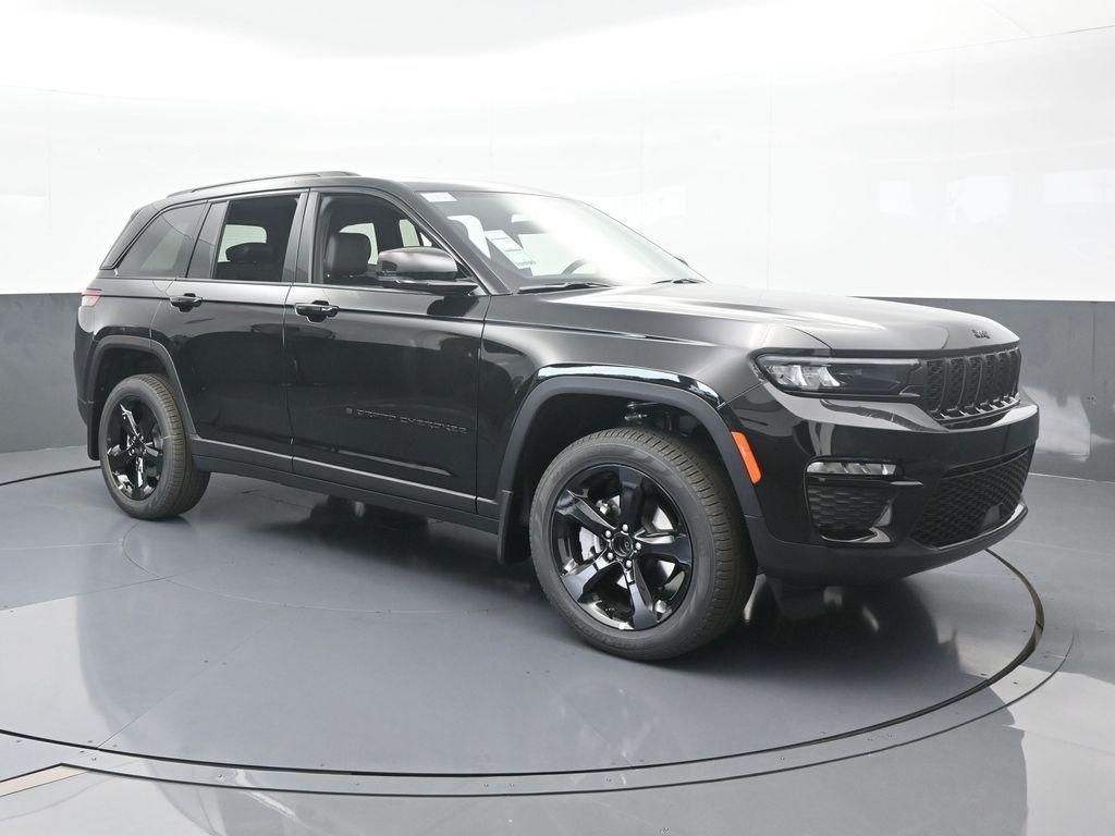 new 2025 Jeep Grand Cherokee car