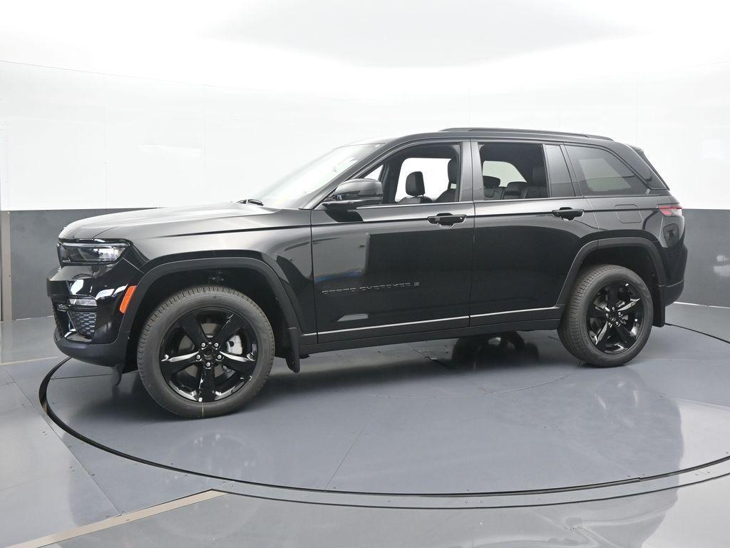 new 2025 Jeep Grand Cherokee car