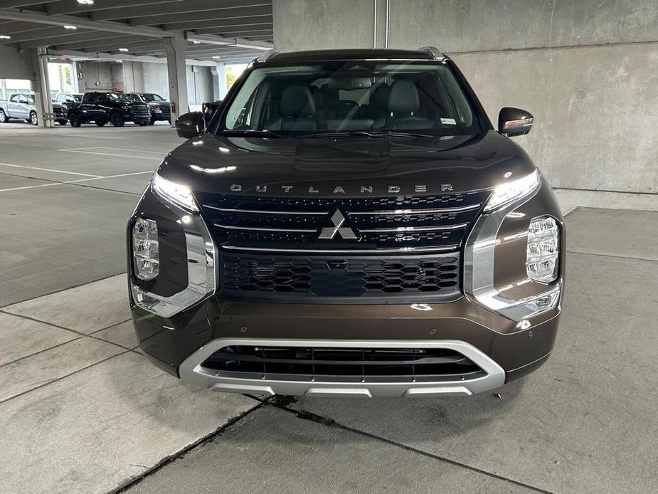 new 2024 Mitsubishi Outlander car, priced at $34,548