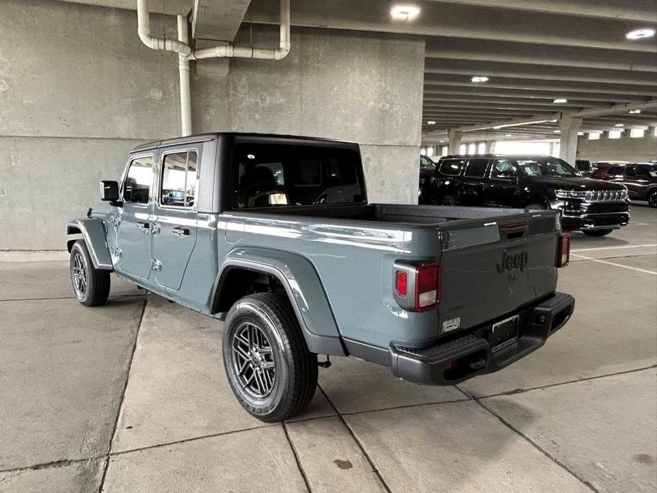 new 2024 Jeep Gladiator car, priced at $39,255