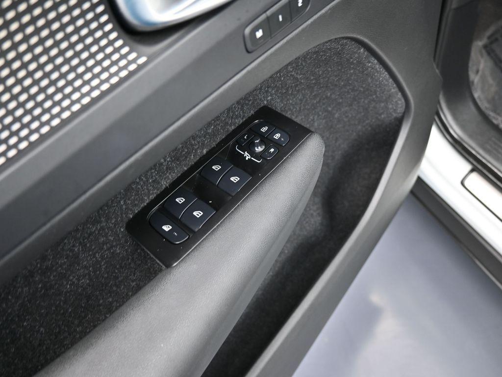 used 2022 Volvo XC40 car, priced at $27,409