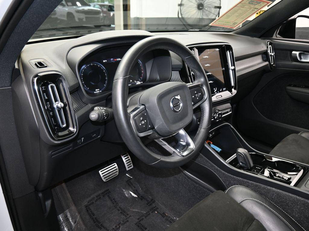 used 2022 Volvo XC40 car, priced at $27,409