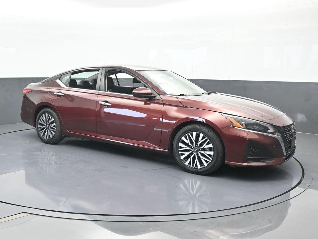 used 2023 Nissan Altima car, priced at $16,994