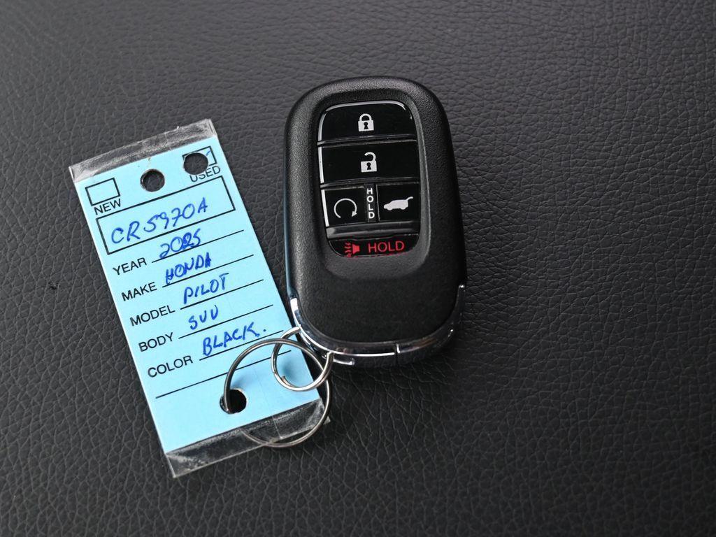 used 2025 Honda Pilot car, priced at $36,144
