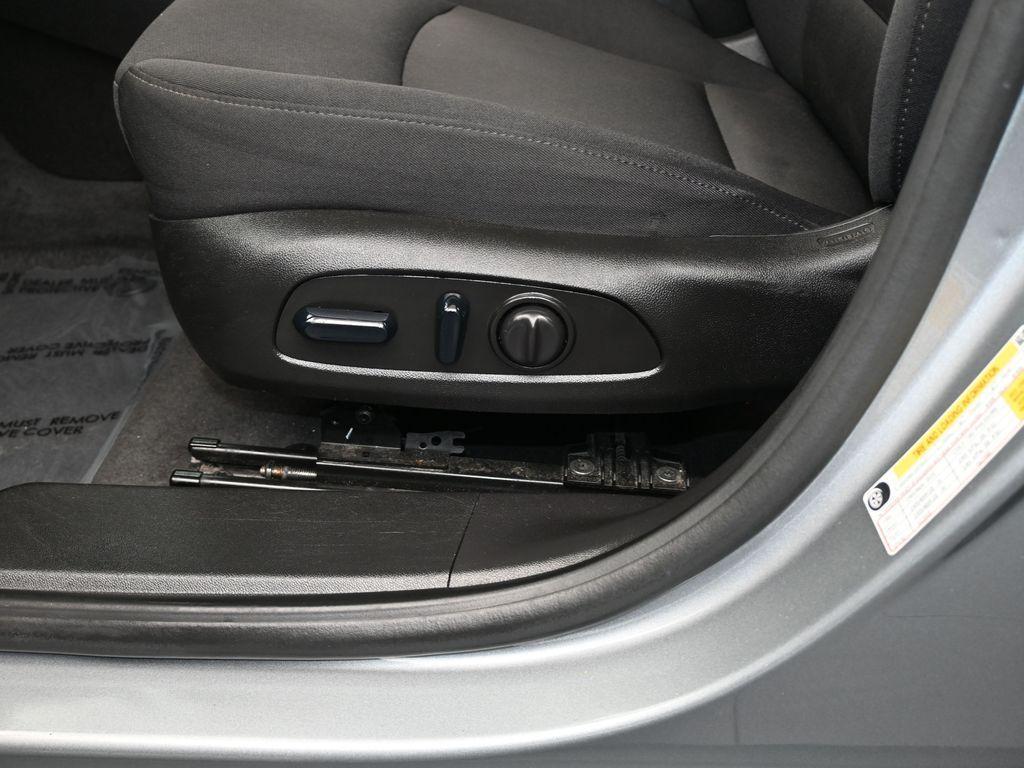 used 2024 Chevrolet Malibu car, priced at $18,990