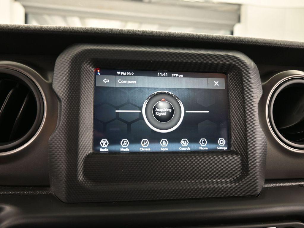 used 2022 Jeep Wrangler Unlimited car, priced at $29,275