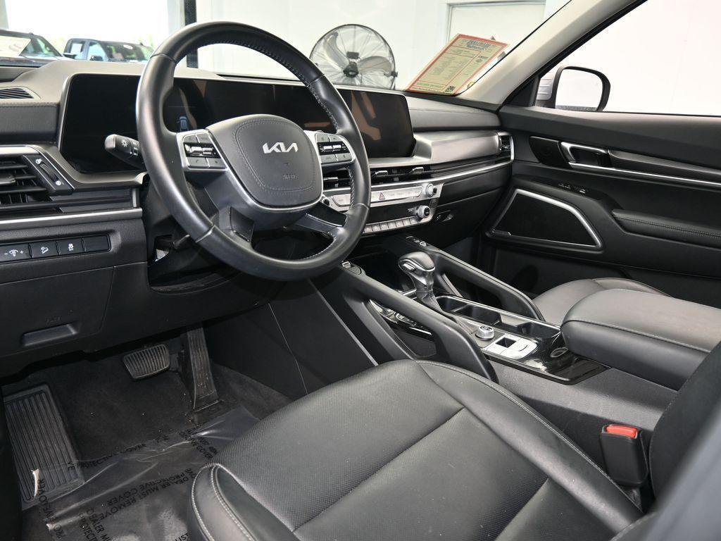 used 2023 Kia Telluride car, priced at $30,994