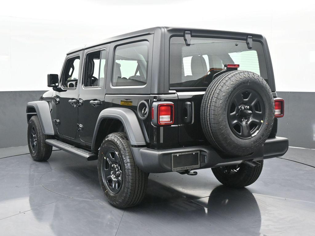 new 2025 Jeep Wrangler car, priced at $42,925
