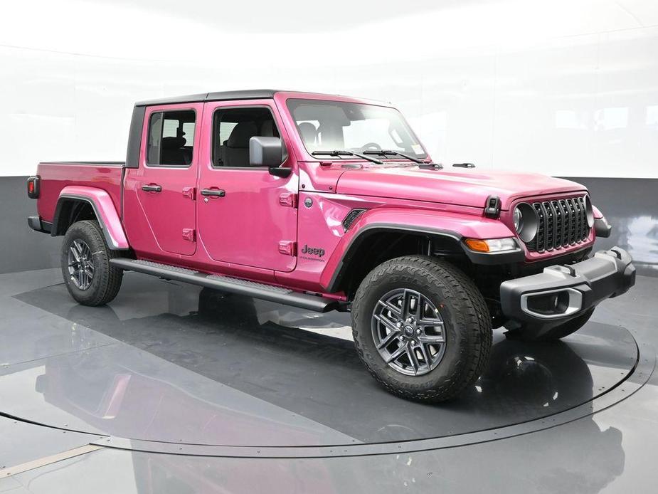 new 2024 Jeep Gladiator car, priced at $43,140