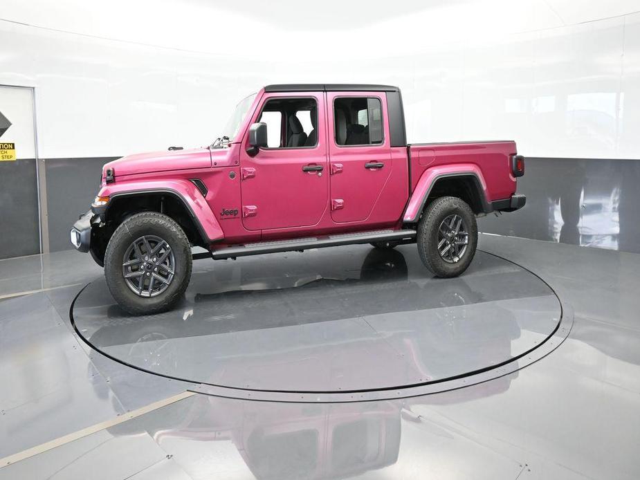 new 2024 Jeep Gladiator car, priced at $43,140