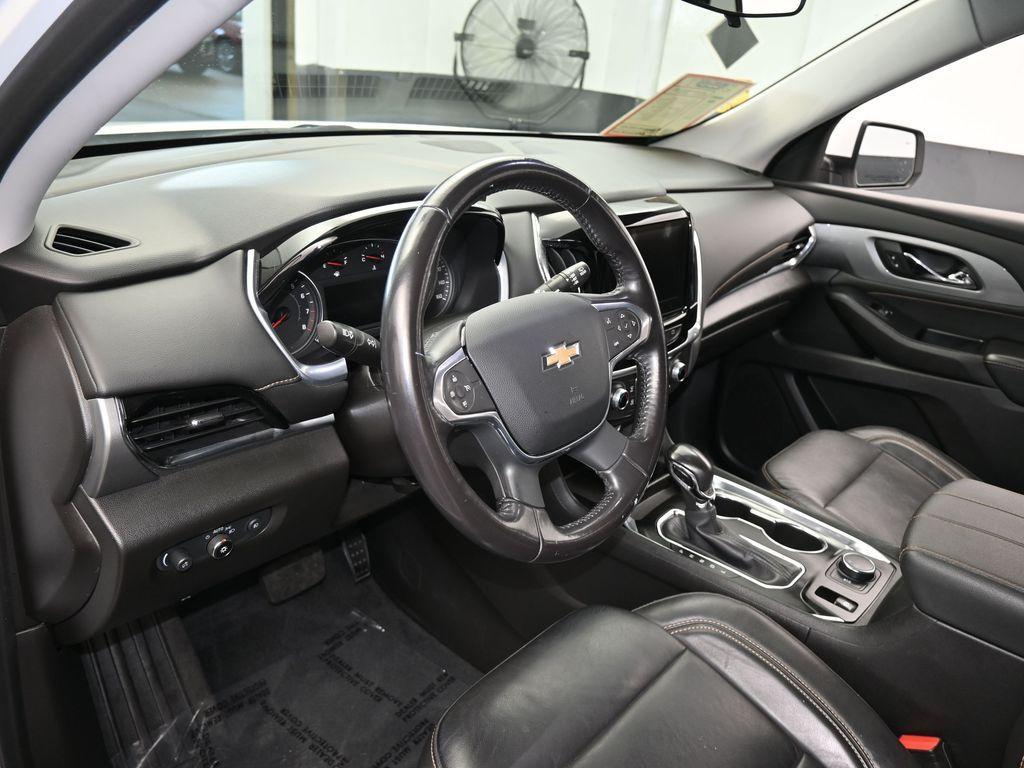 used 2021 Chevrolet Traverse car, priced at $20,587