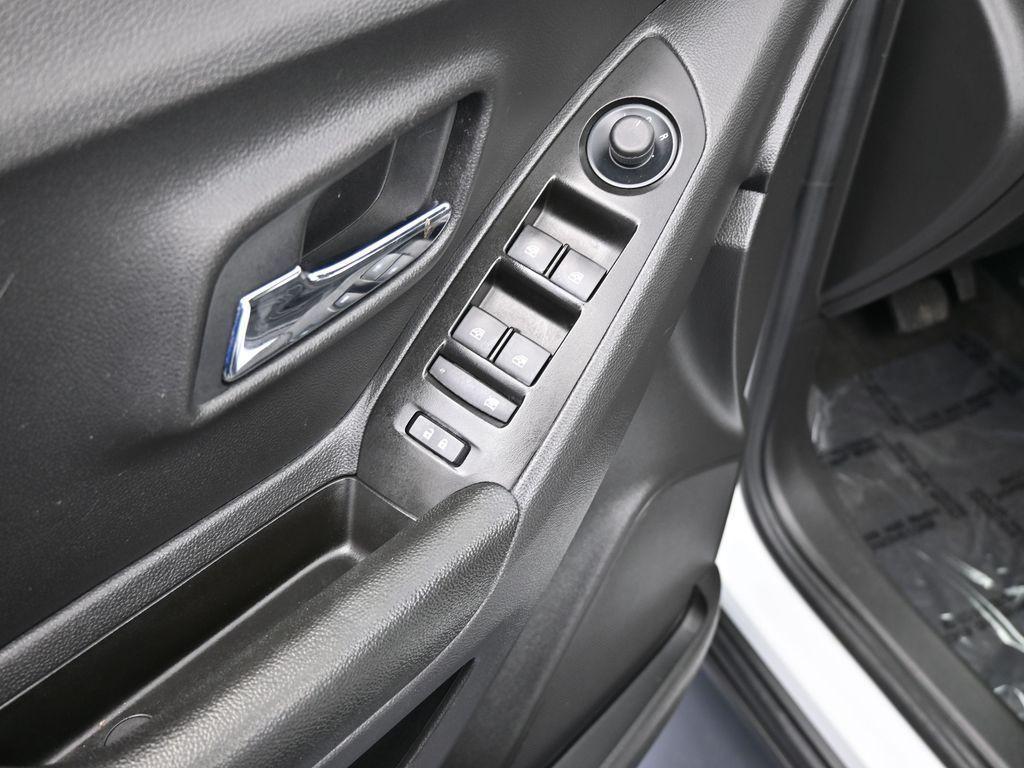 used 2022 Chevrolet Trax car, priced at $17,621